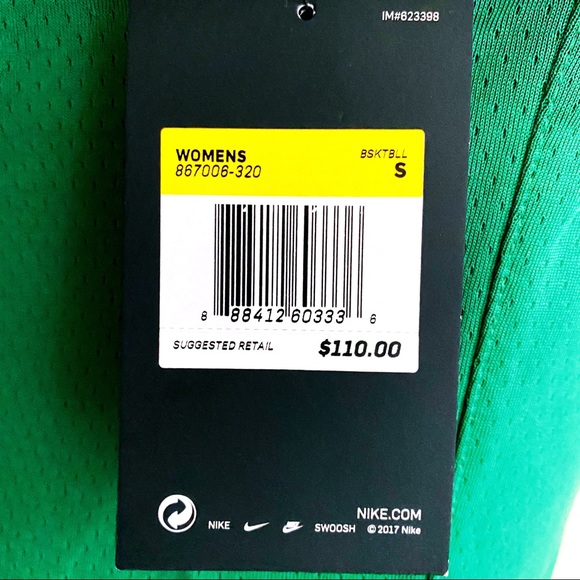 🆕 Nike Boston Celtics Kyrie Irving Jersey Womens - Picture 7 of 8